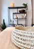 Decoratieve mand uit palmblad