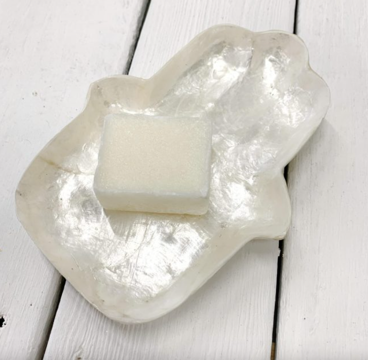 Schaaltje uit capiz schelp