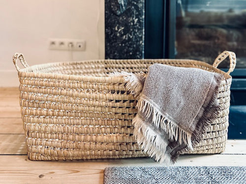 Opbergmand in gevlochten palmblad