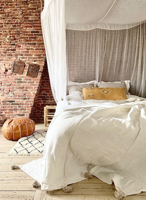 Plaid/deken wit met beige pompoms